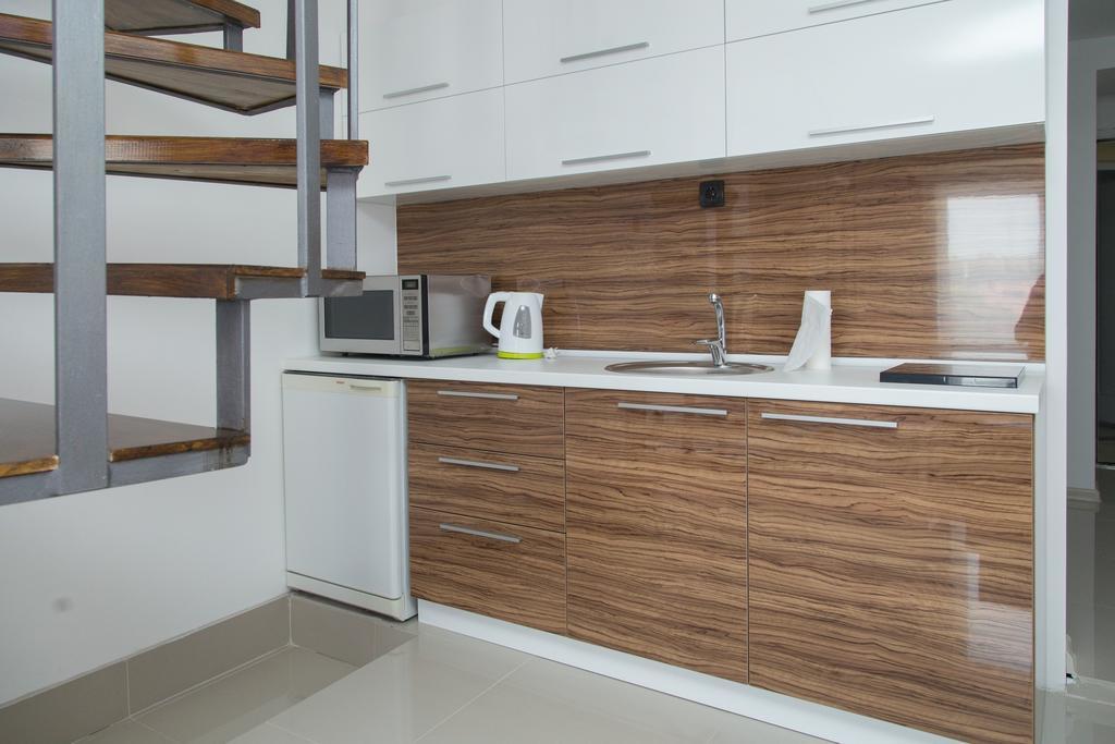 Nis City Center Guest House Rum bild