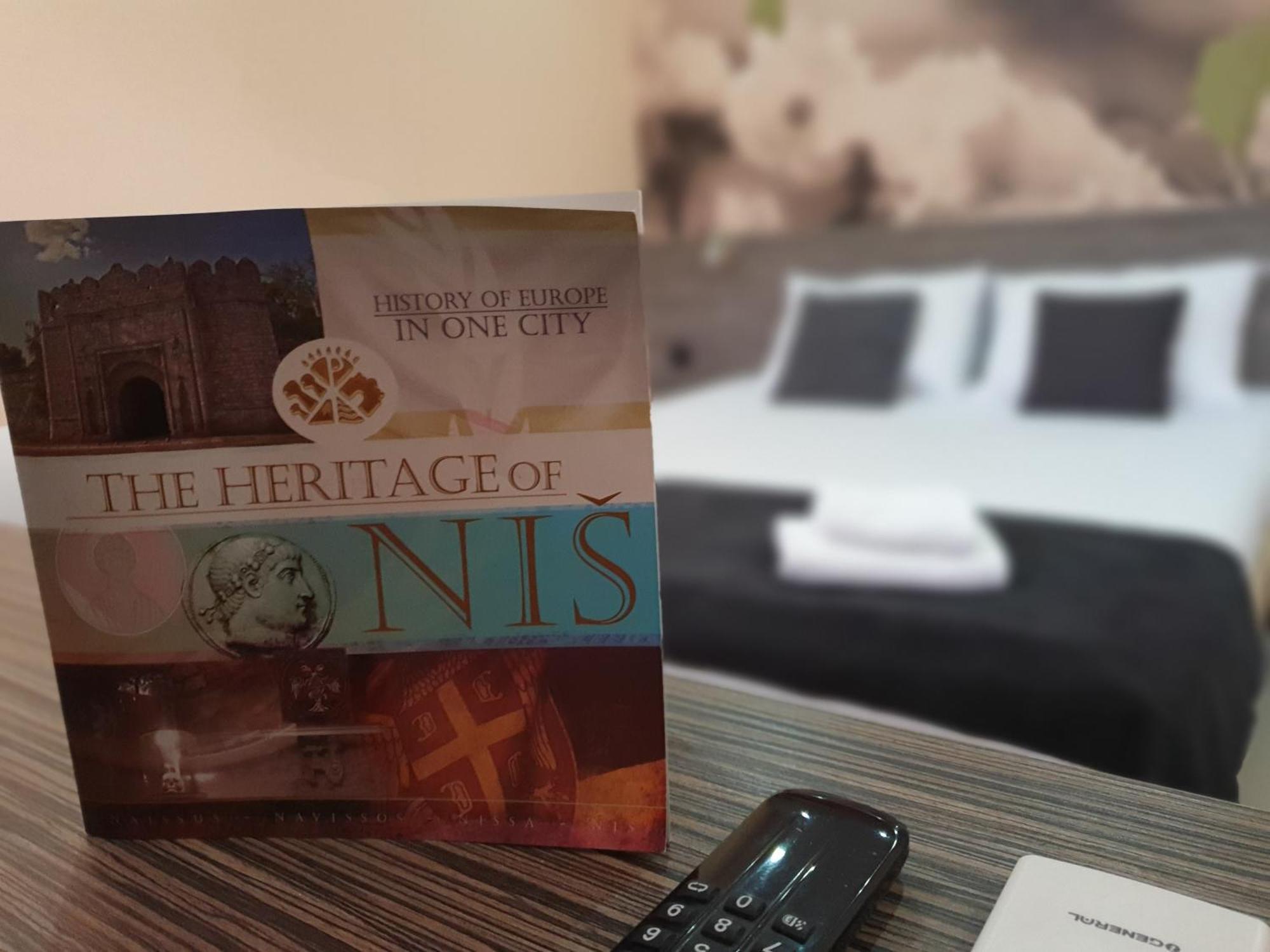 Nis City Center Guest House Rum bild